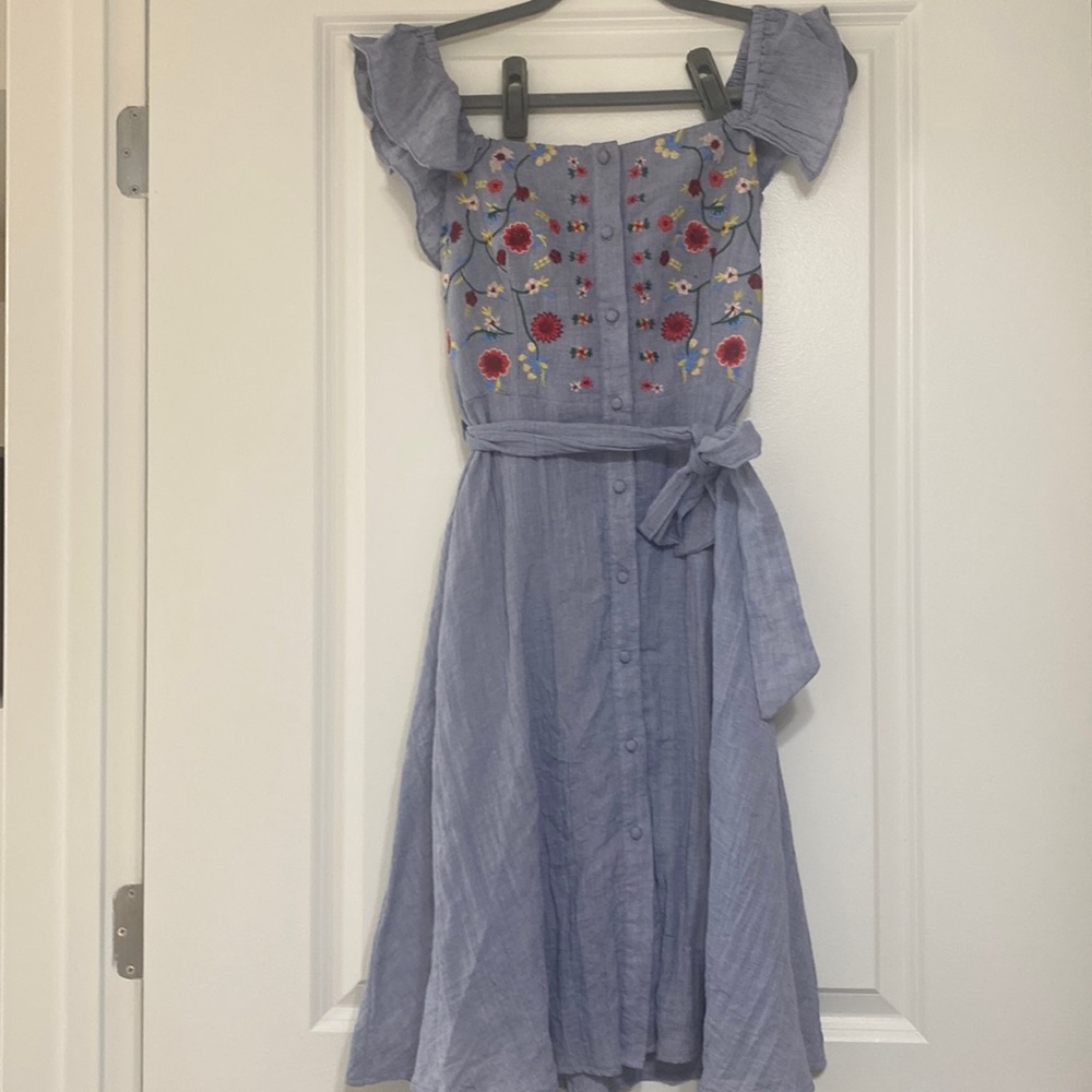 Cutest Chambray Dress